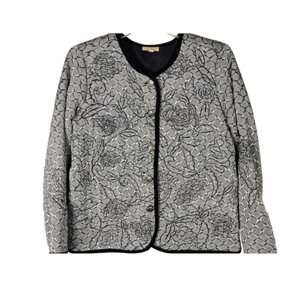 Silver Floral Quilted Evening Jacket metallic shimmer filigree elegant plus‎